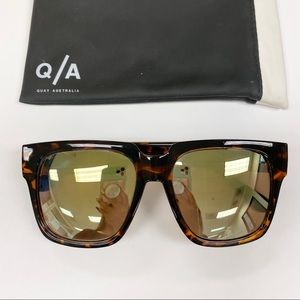 QUAY AUSTRALIA On The Prowl Oversized Sunglasses